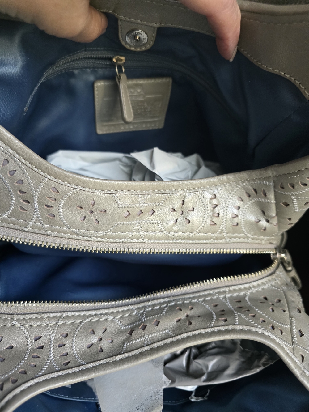 Coach Silver Laser-Cut Leather Shoulder Bag - Picture 4 of 6